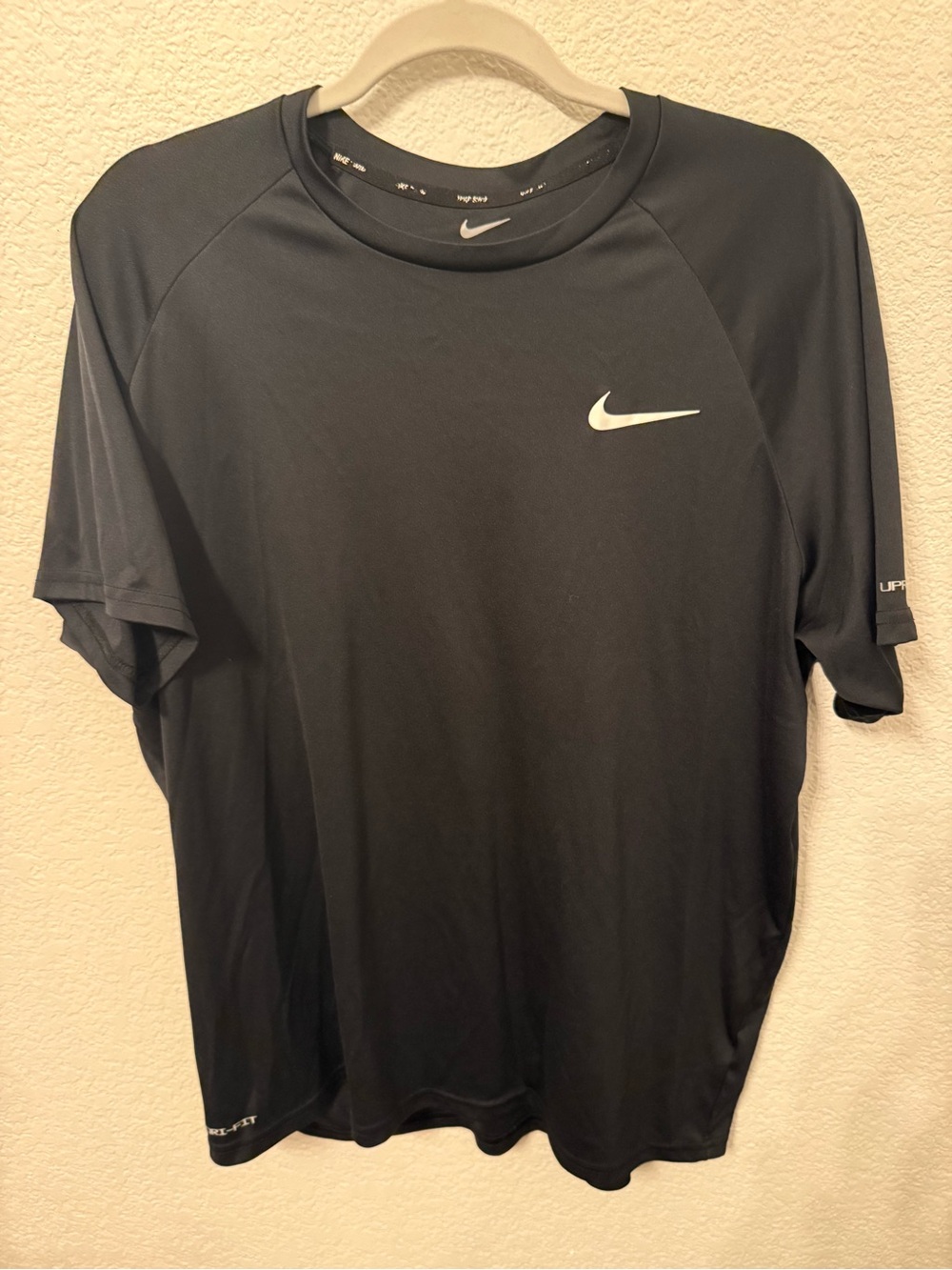 Nike Men’s Black Dri-FIT Short Sleeve Athletic Shirt
